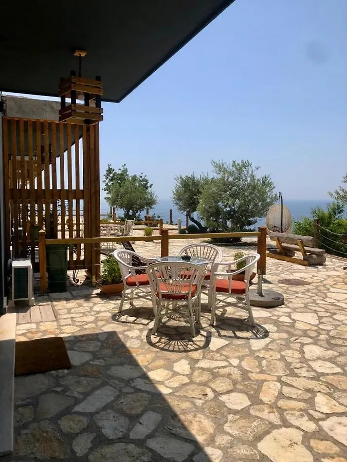 Rahoni Park & Suites Dhërmi Hotel