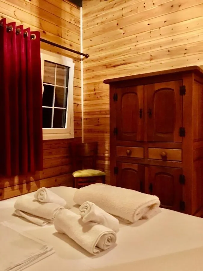 Rahoni Park & Suites Dhermi