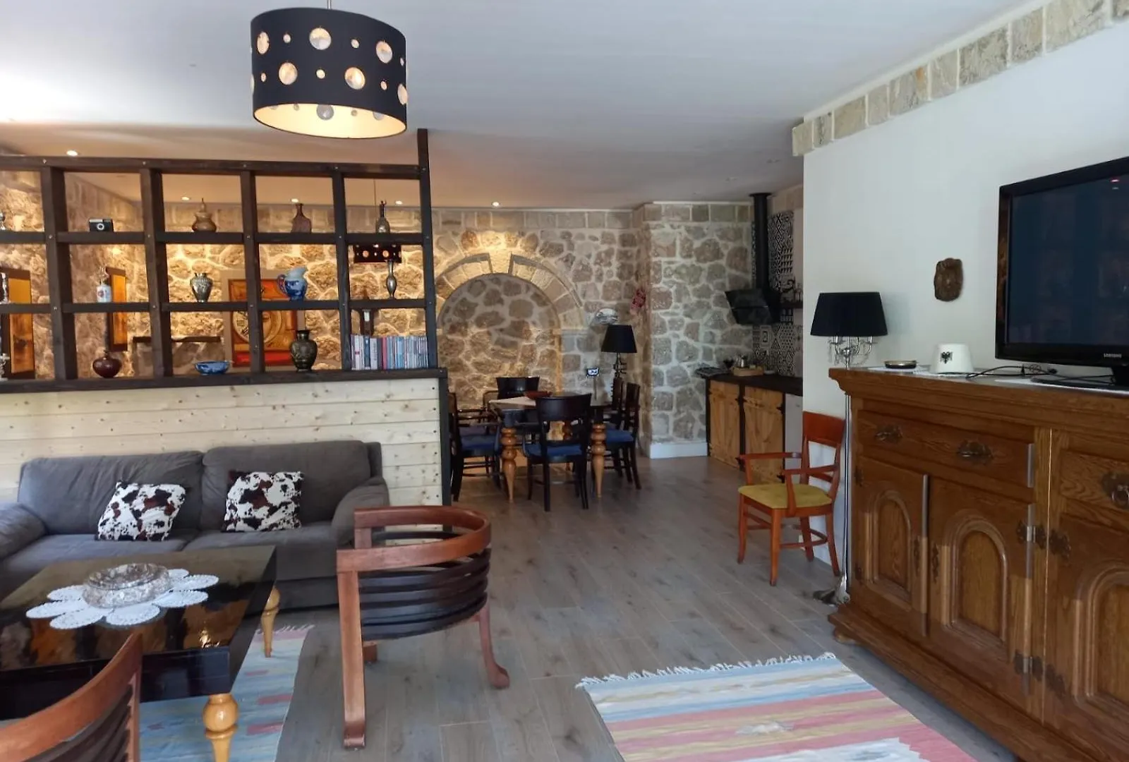 Rahoni Park & Suites Dhermi Hotel